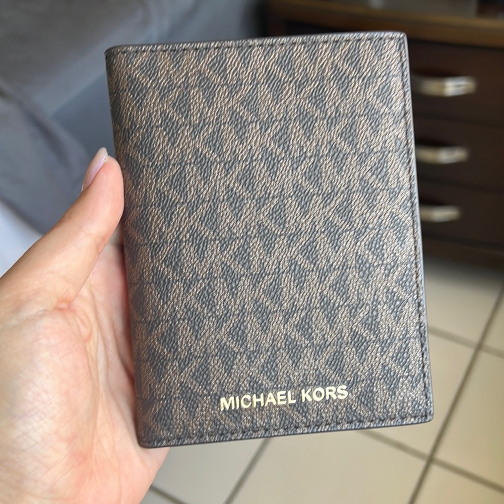 Michael Kors Passport Wallet
